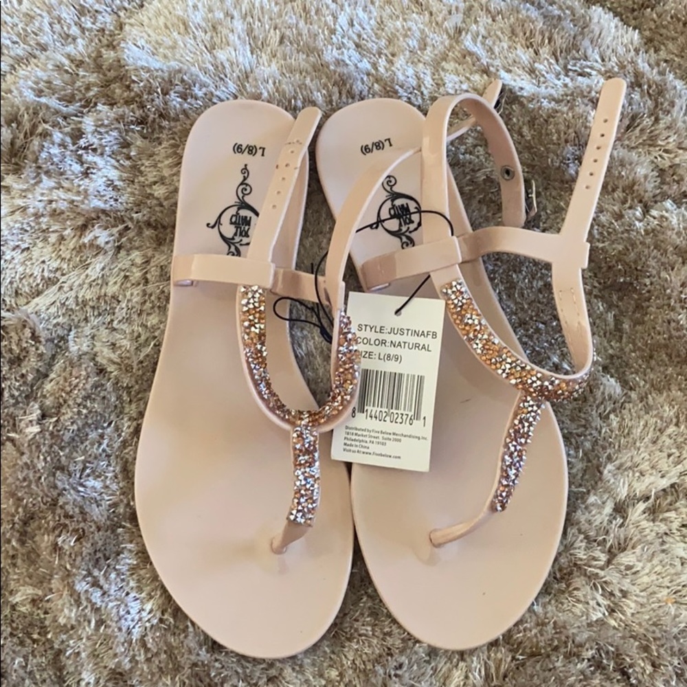 Sandals - Picture 1 of 1